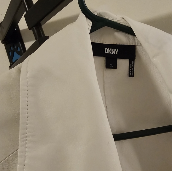 Jacket - Picture 2 of 4